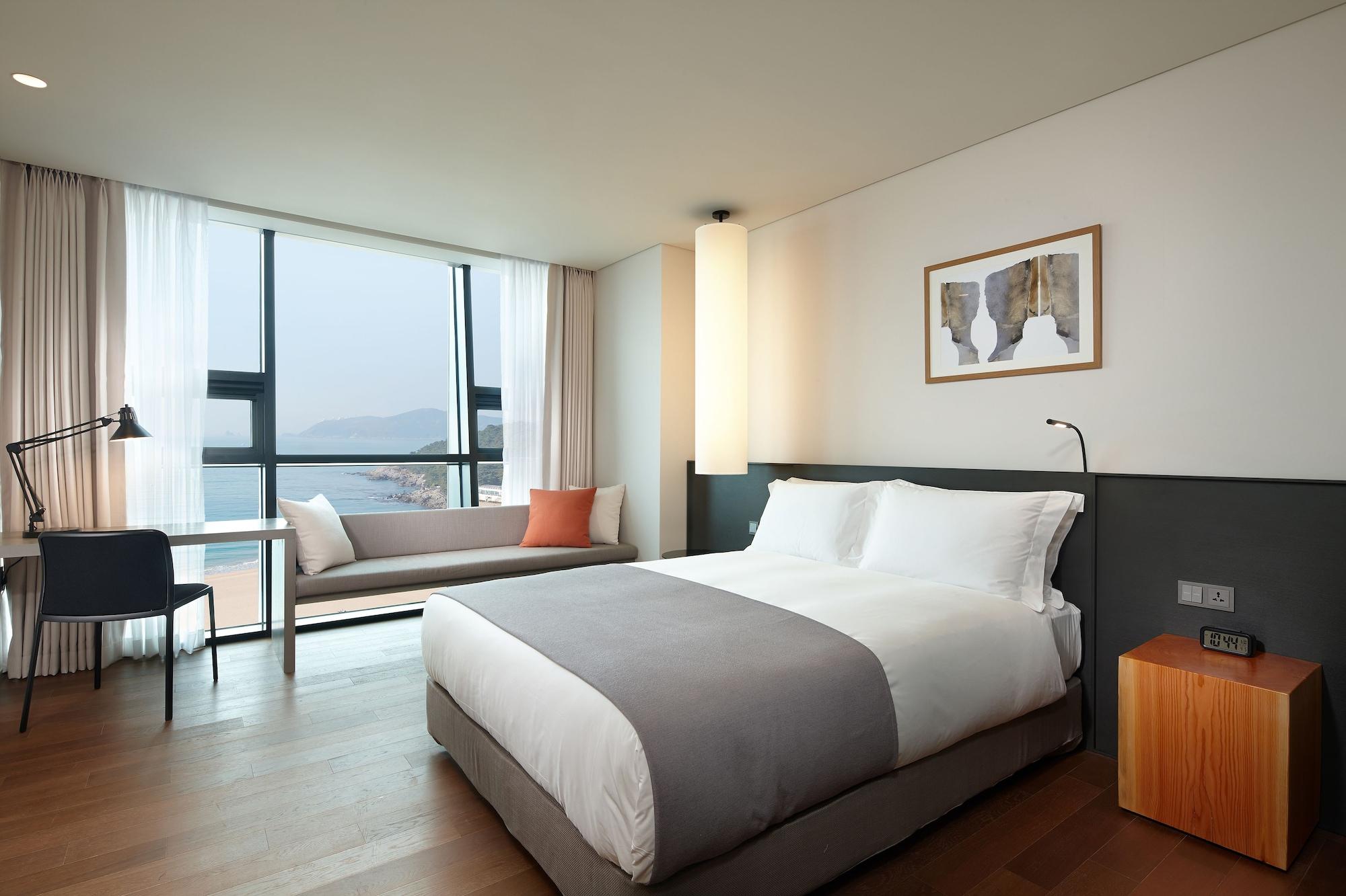 Shilla Stay Busan Haeundae Екстериор снимка