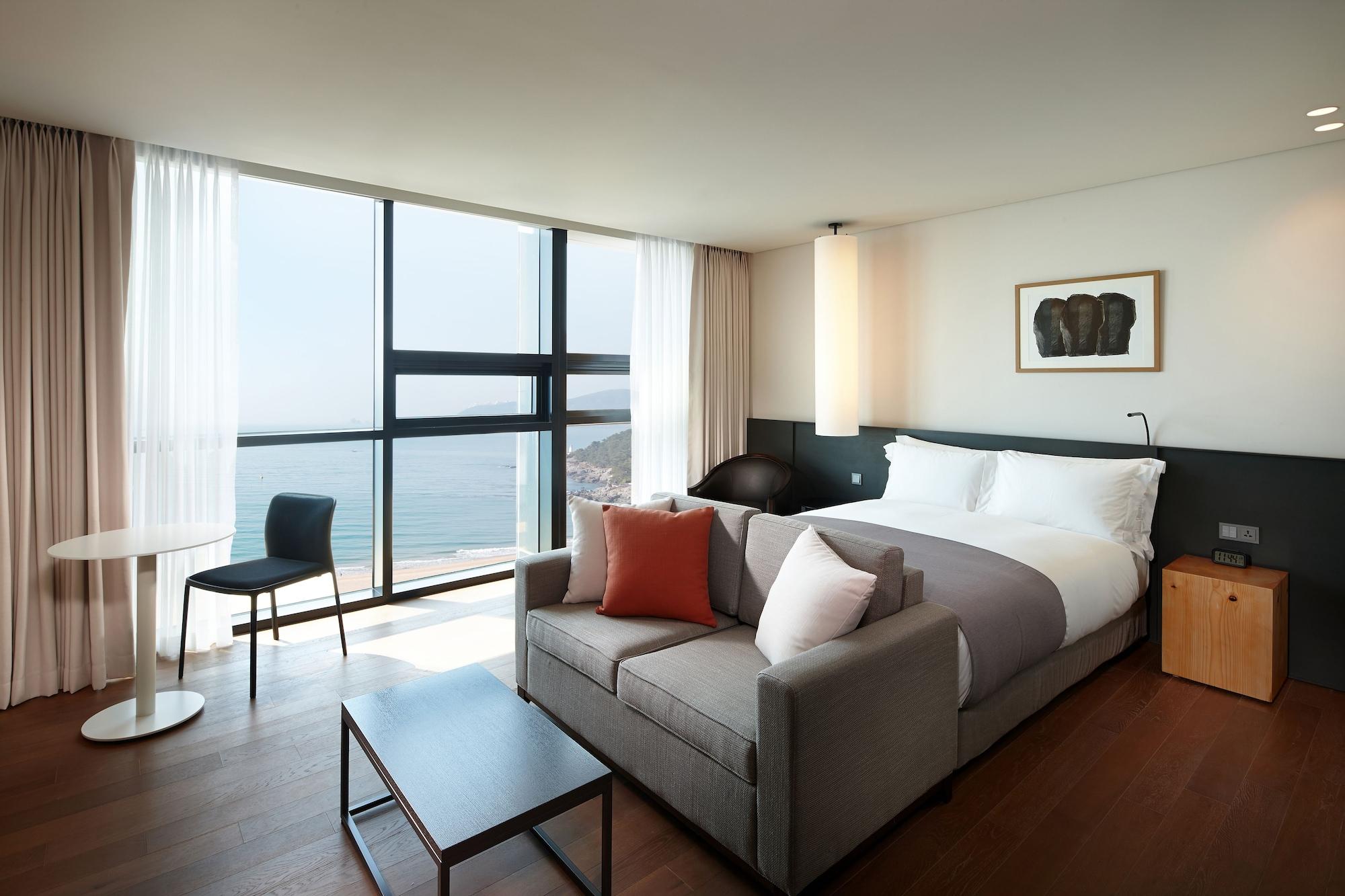 Shilla Stay Busan Haeundae Екстериор снимка
