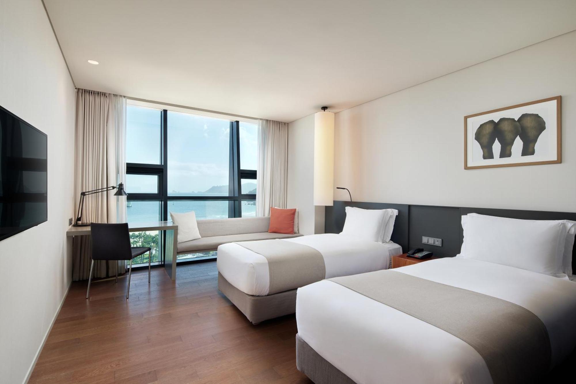 Shilla Stay Busan Haeundae Екстериор снимка
